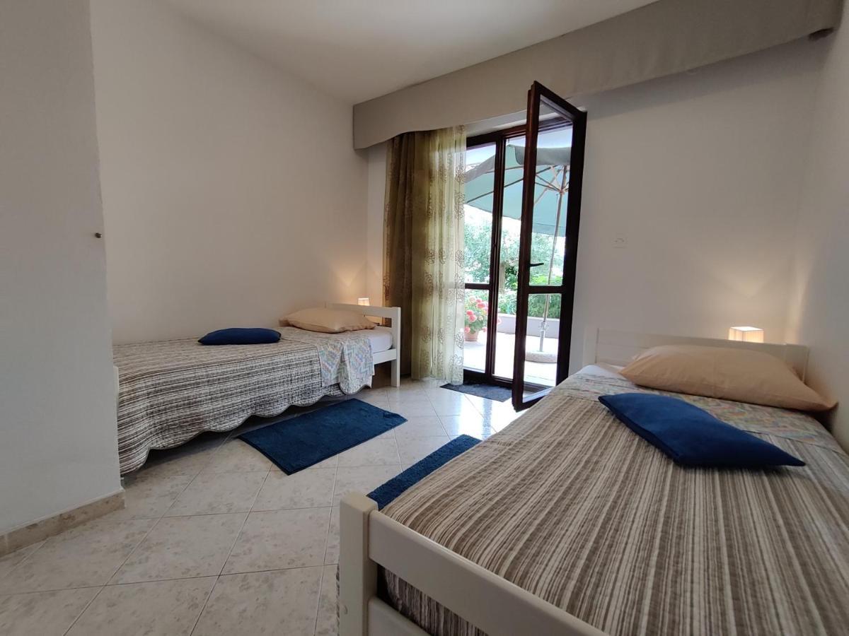 Apartment Ljubica Върсар Екстериор снимка